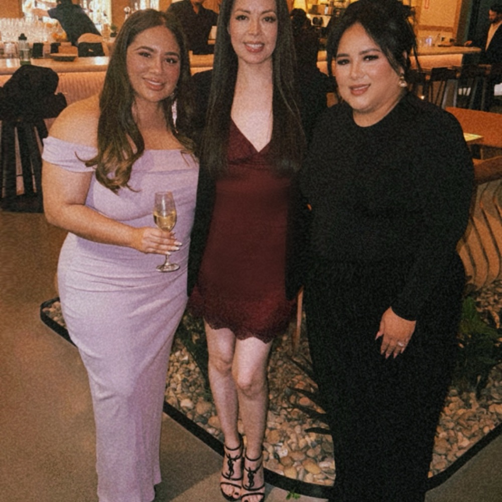 Off-Shoulder Dress - Picture 5 of 6
